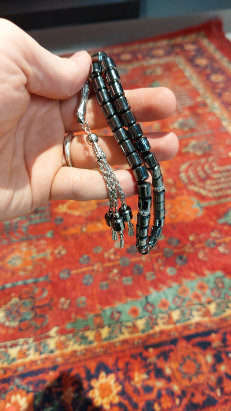 تسبیح حدید ۳۳دانه تراش استوانه ای(هماتیت) اصل سرتسبیح استیل رنگ ثابت کلکسیونی کد۱۹۵